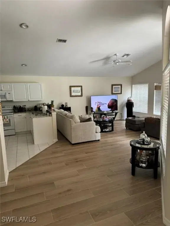 Picture of 7697 Citrus Hill Ln, Naples FL 34109