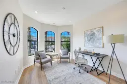 Picture of 3163 Pacific Dr, Naples, FL 34119