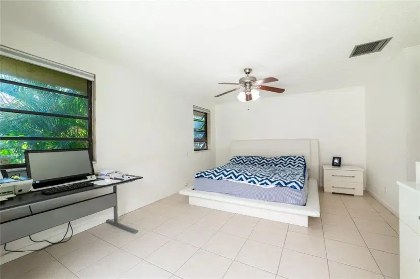 Picture of 402 Saint Andrews Road 402, Hollywood FL 33021
