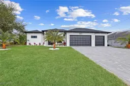 Picture of 807 SW 11Th Ct, Cape Coral, FL 33991