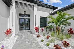 Picture of 807 SW 11Th Ct, Cape Coral, FL 33991