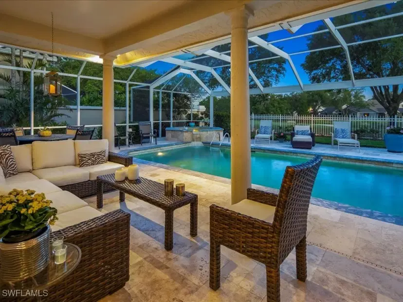 Picture of 180 Via Napoli, Naples FL 34105