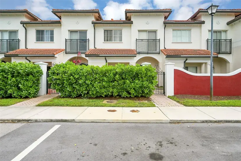 Picture of 2994 NW 36Th Ter, Lauderdale Lakes FL 33311