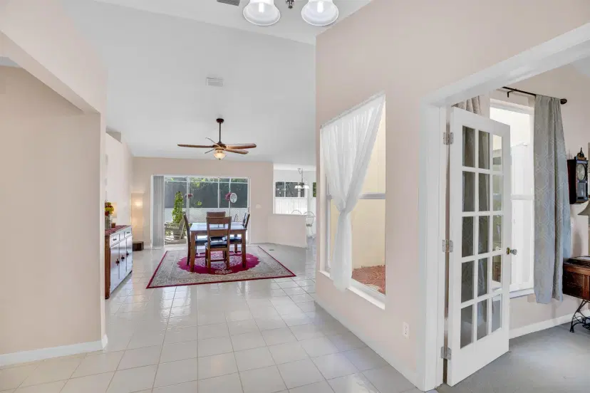 Picture of 4545 11Th Place Sw, Vero Beach FL 32968