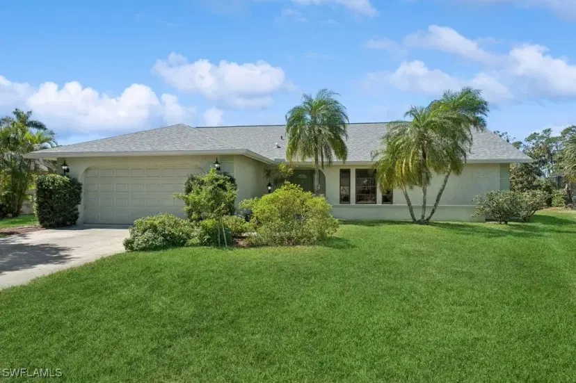 Picture of 19208 Pine Run Ln, Fort Myers FL 33967