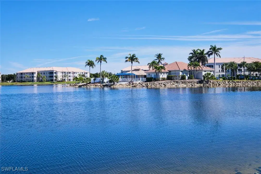 Picture of 9110 Southmont Cv 305, Fort Myers, FL 33908