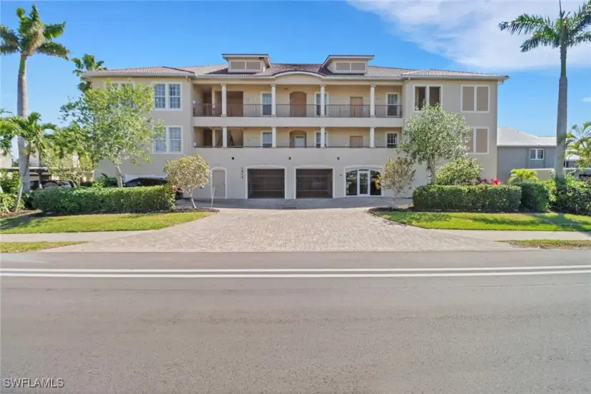 Picture of 1814 Beach Pkwy 201, Cape Coral FL 33904