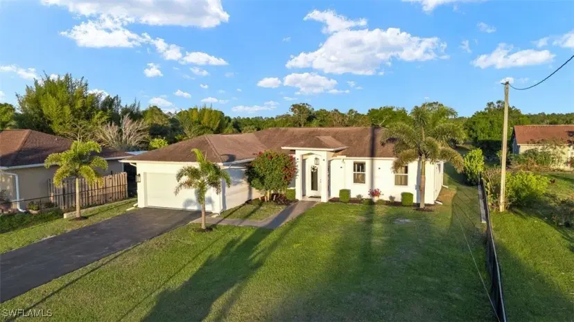 Picture of 6530 Everglades Blvd N, Naples FL 34120