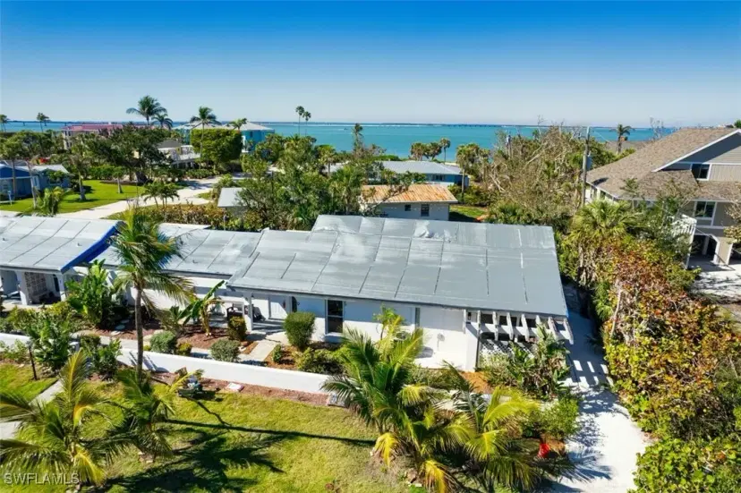 Picture of 312 Periwinkle Way 9, Sanibel FL 33957