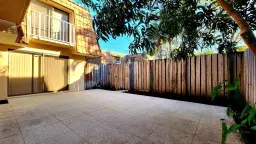 Picture of 600 Green Springs Place, West Palm Beach, FL 33409