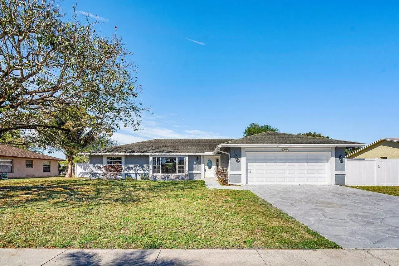 Picture of 126 La Mancha Avenue, Royal Palm Beach, FL 33411