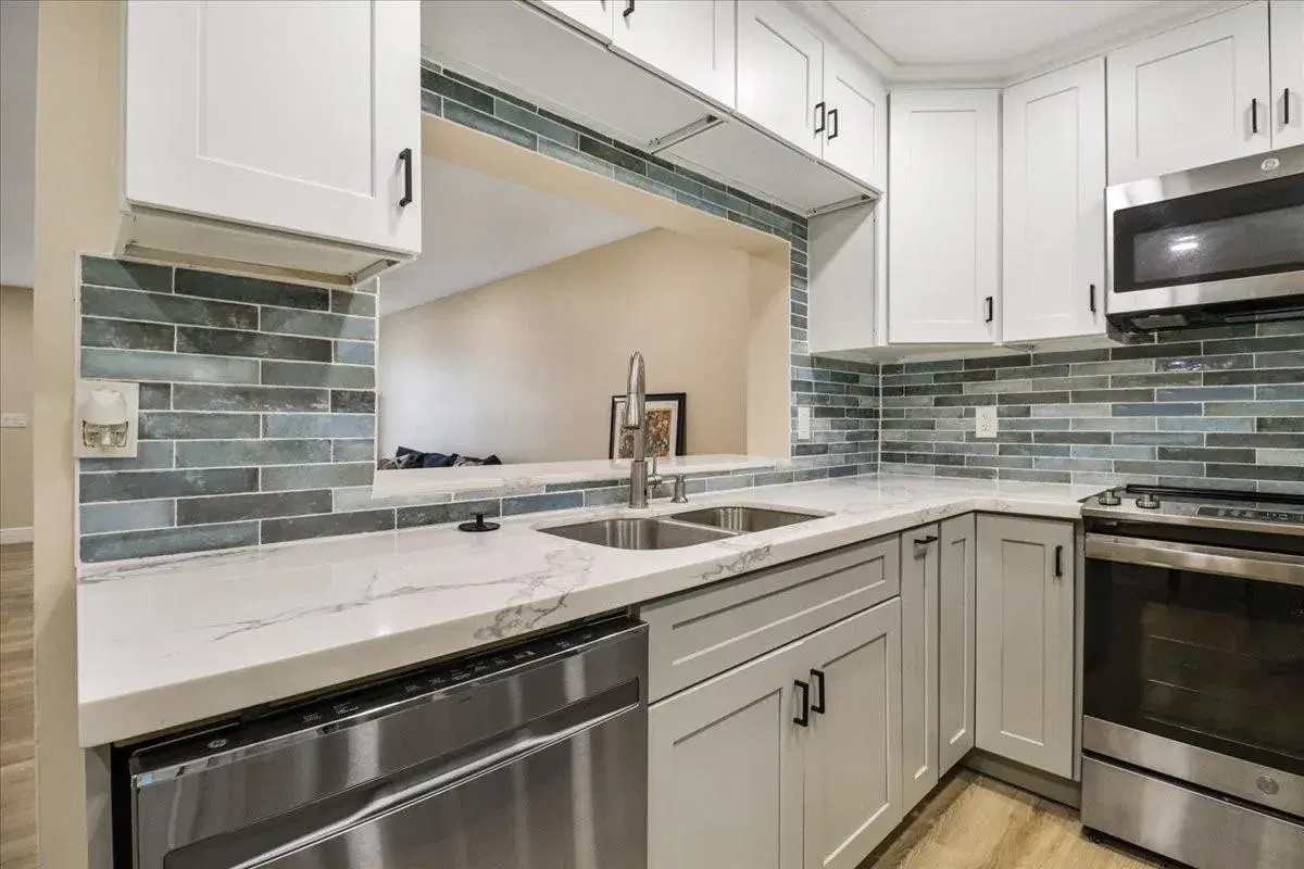 Picture of 7116 Woodmont Ave 7116, Tamarac, FL 33321