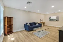 Picture of 7116 Woodmont Ave 7116, Tamarac, FL 33321
