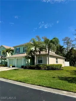 Picture of 3636 Pine Oak Cir 108, Fort Myers, FL 33916
