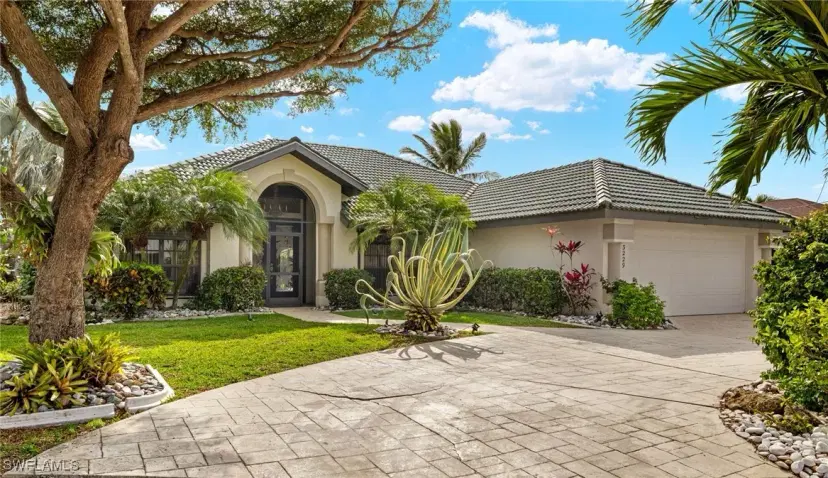 Picture of 3229 SE 1St Ct, Cape Coral FL 33904