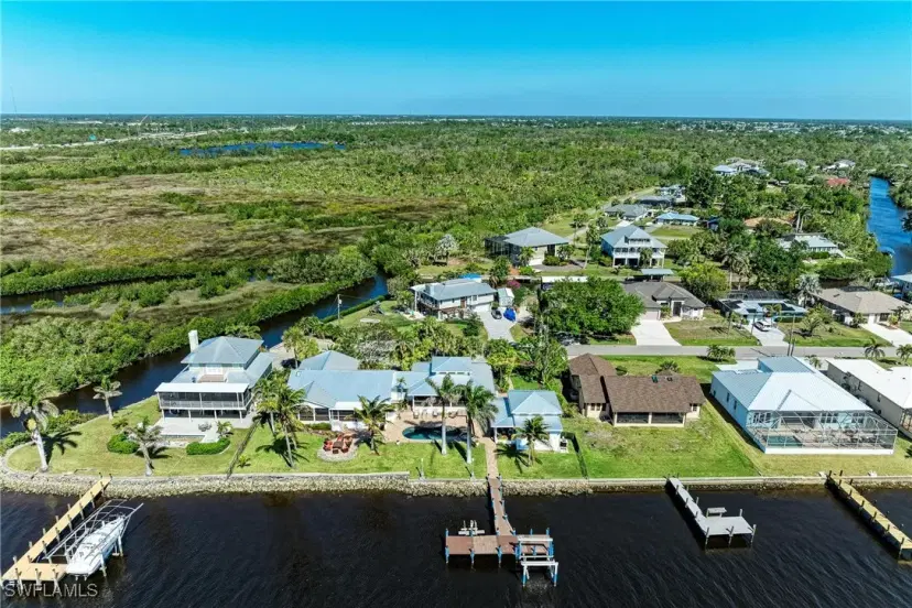 Picture of 3790 Peace River Dr, Punta Gorda FL 33983