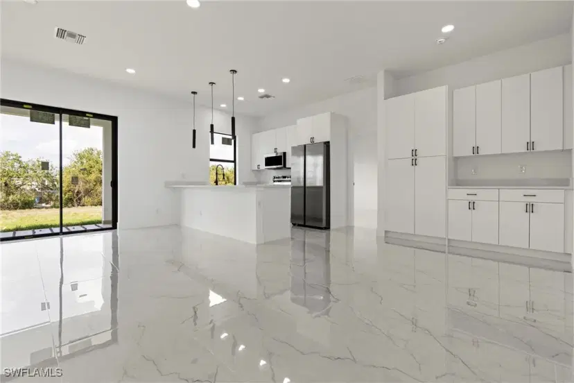 Picture of 823 Frederick Reid St E, Lehigh Acres FL 33974