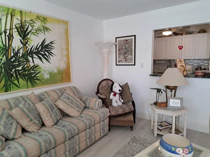 Picture of 119 Sheffield E, West Palm Beach FL 33417