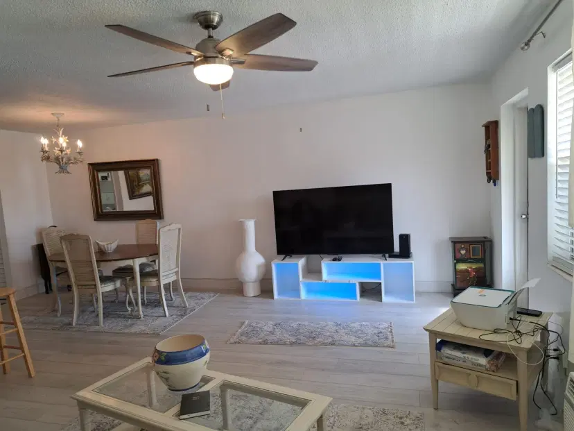 Picture of 119 Sheffield E, West Palm Beach FL 33417