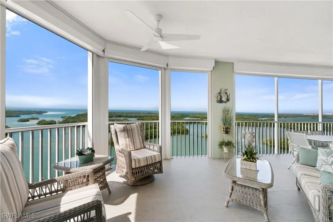 Picture of 445 Dockside Dr A901, Naples, FL 34110