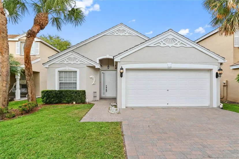 Picture of 137 Canterbury Pl, Royal Palm Beach FL 33414