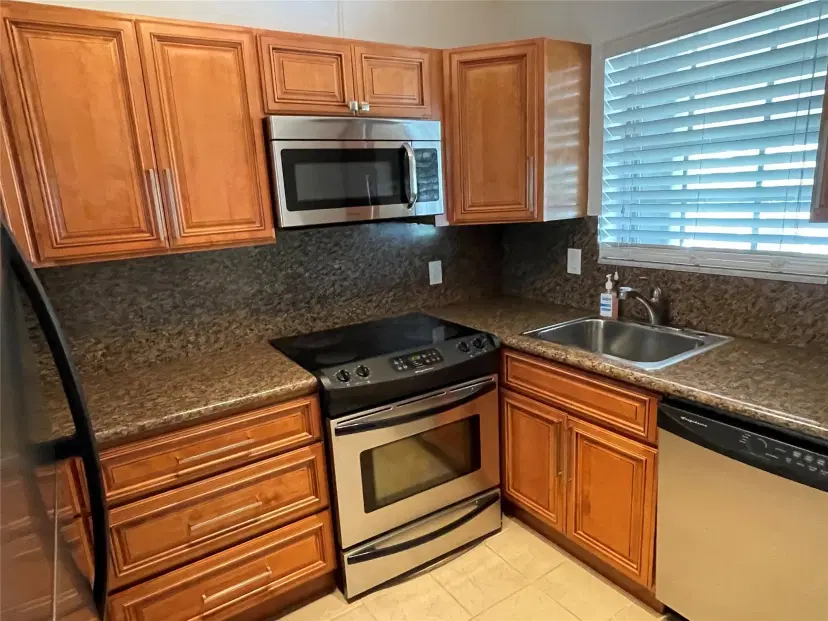 Picture of 2050 NE 39Th St N312, Pompano Beach FL 33064