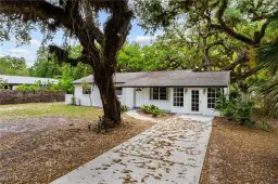 Picture of 209 Florida St, Labelle, FL 33935