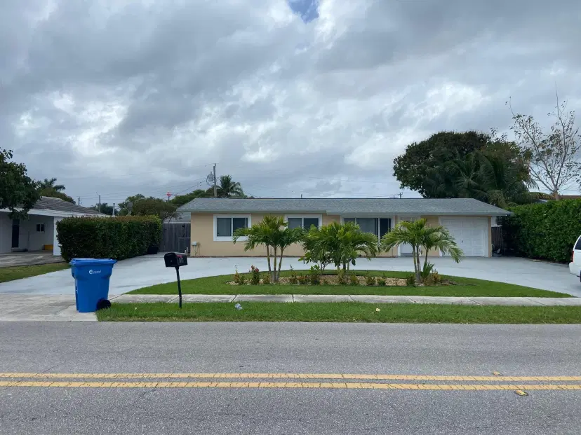 Picture of 1117 S Broadway, Lantana FL 33462