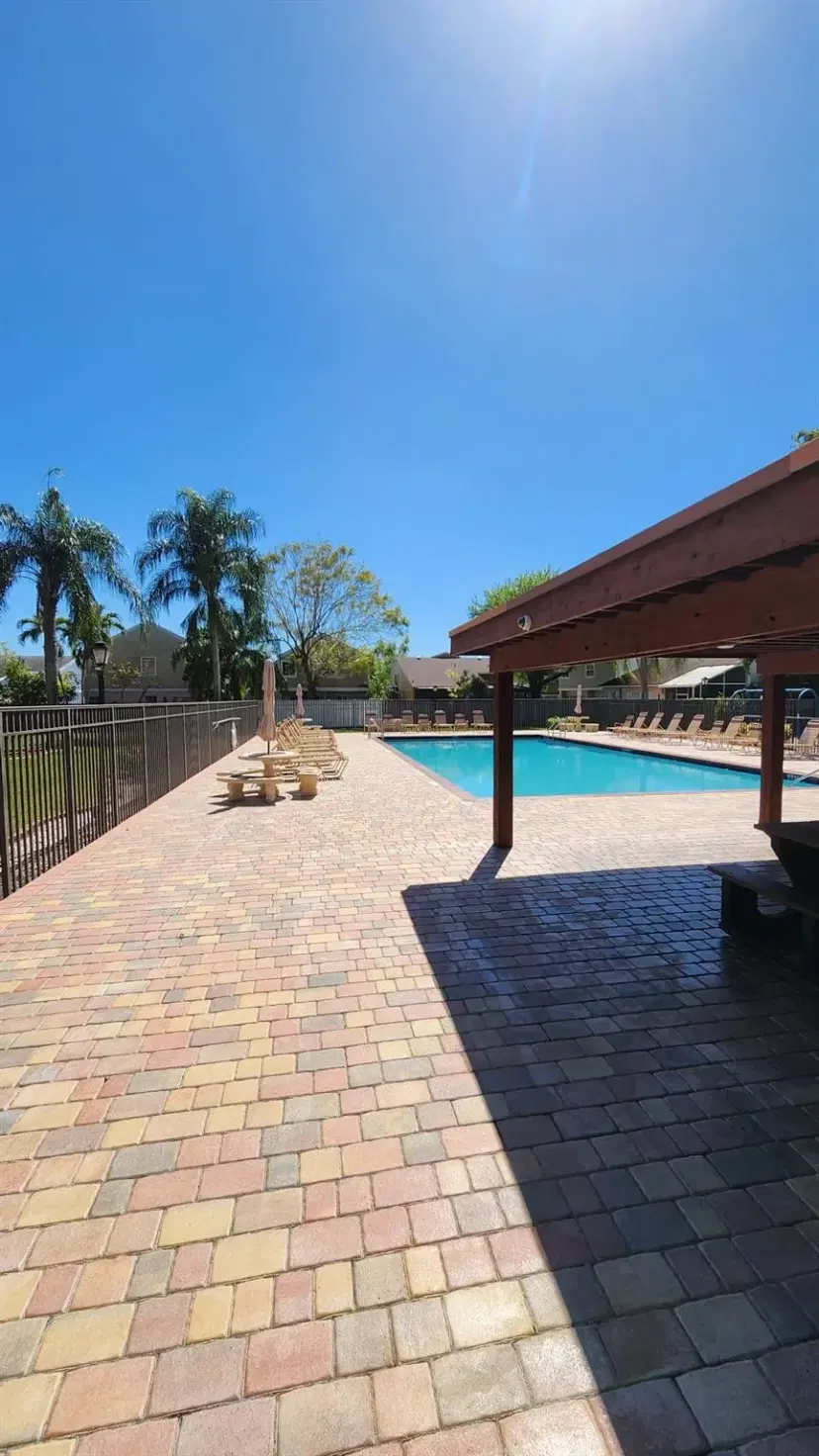 Picture of 15710 E Waterside Cir 101, Sunrise FL 33326
