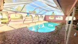 Picture of 1661 Country Club Pkwy, Lehigh Acres, FL 33936
