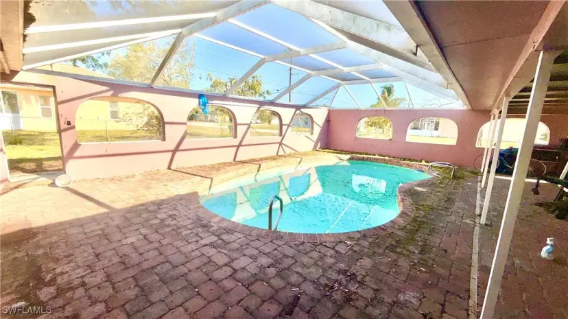 Picture of 1661 Country Club Pkwy, Lehigh Acres FL 33936
