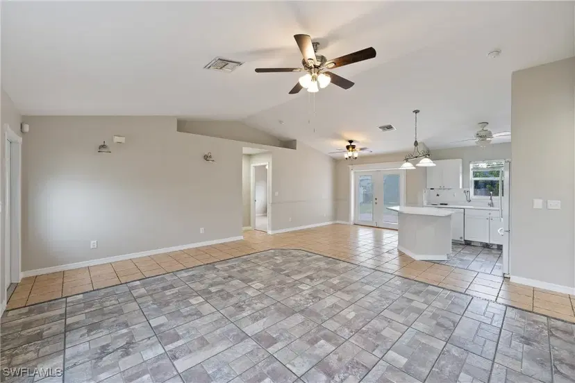 Picture of 1008 SW 37Th Ter, Cape Coral FL 33914