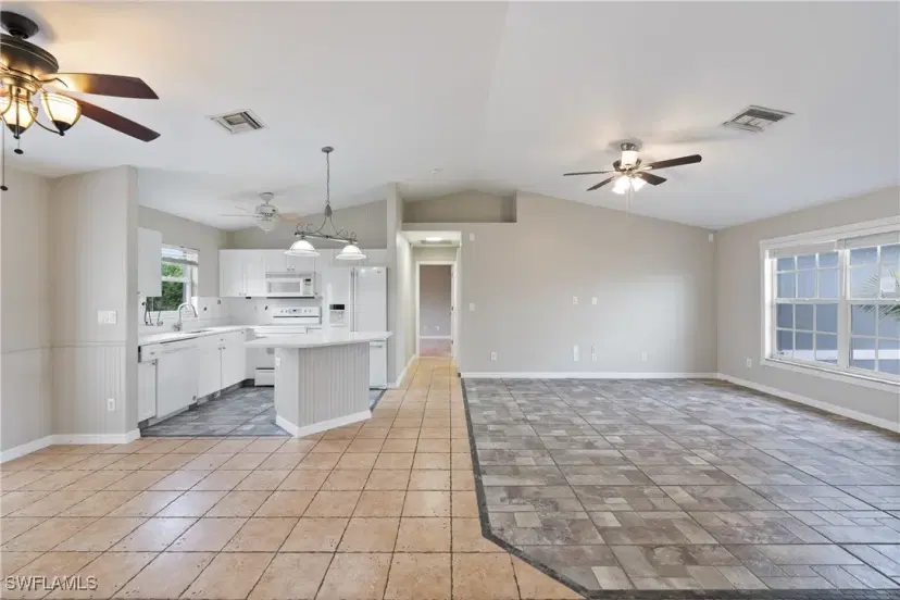 Picture of 1008 SW 37Th Ter, Cape Coral FL 33914