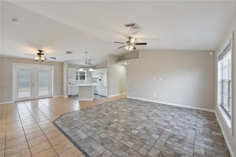 Picture of 1008 SW 37Th Ter, Cape Coral FL 33914