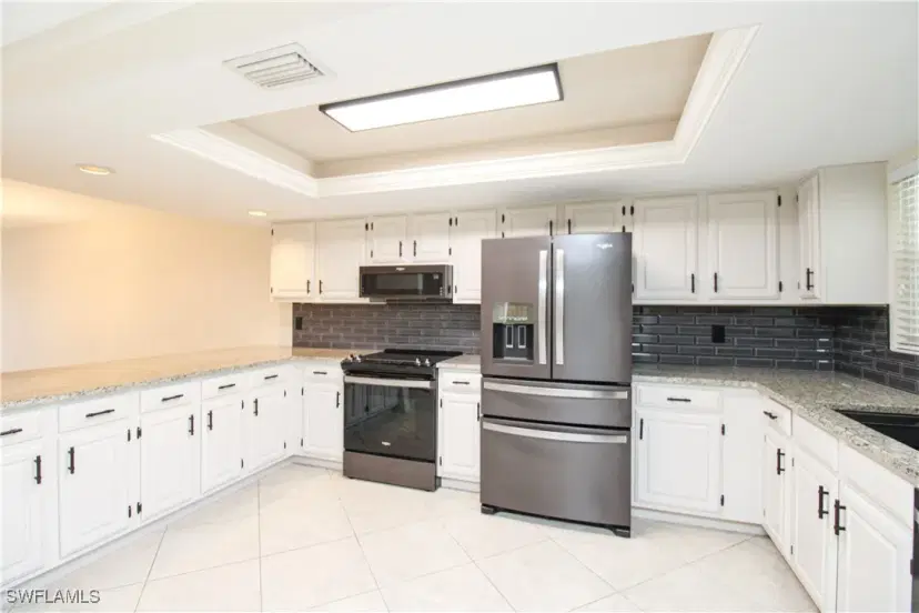 Picture of 6650 Ilex Cir G, Naples FL 34109