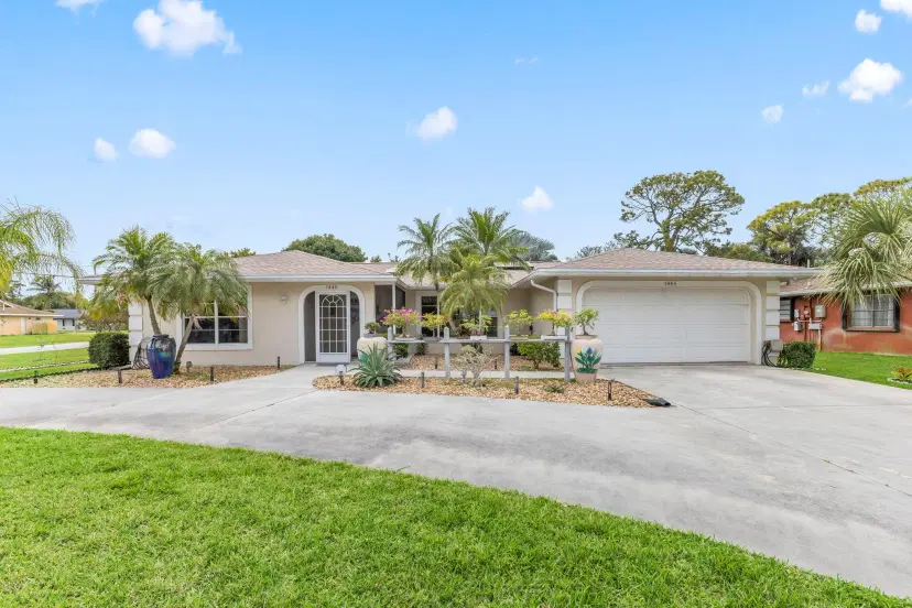 Picture of 1446 SE Grapeland Avenue, Port St Lucie FL 34952