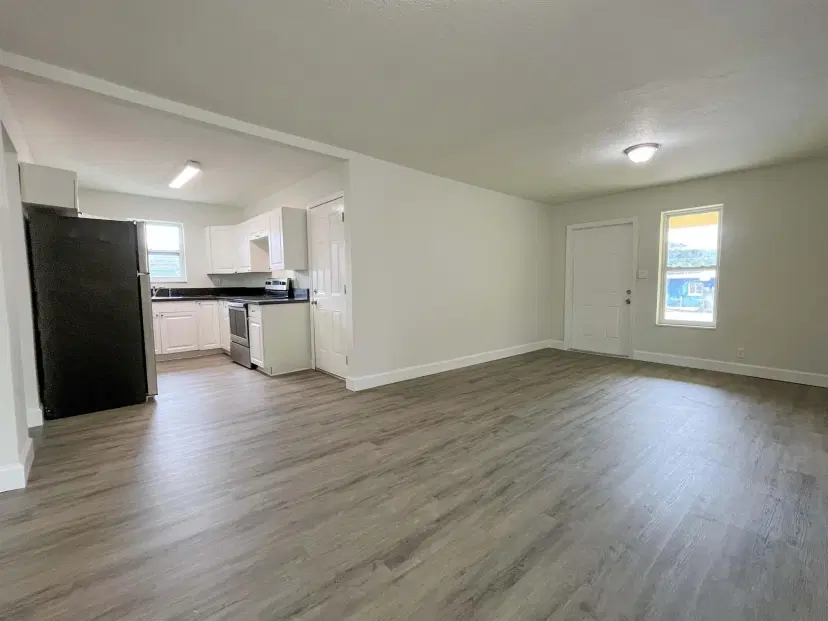 Picture of 4301 Pinewood Avenue, West Palm Beach FL 33407