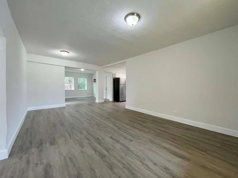 Picture of 4301 Pinewood Avenue, West Palm Beach FL 33407
