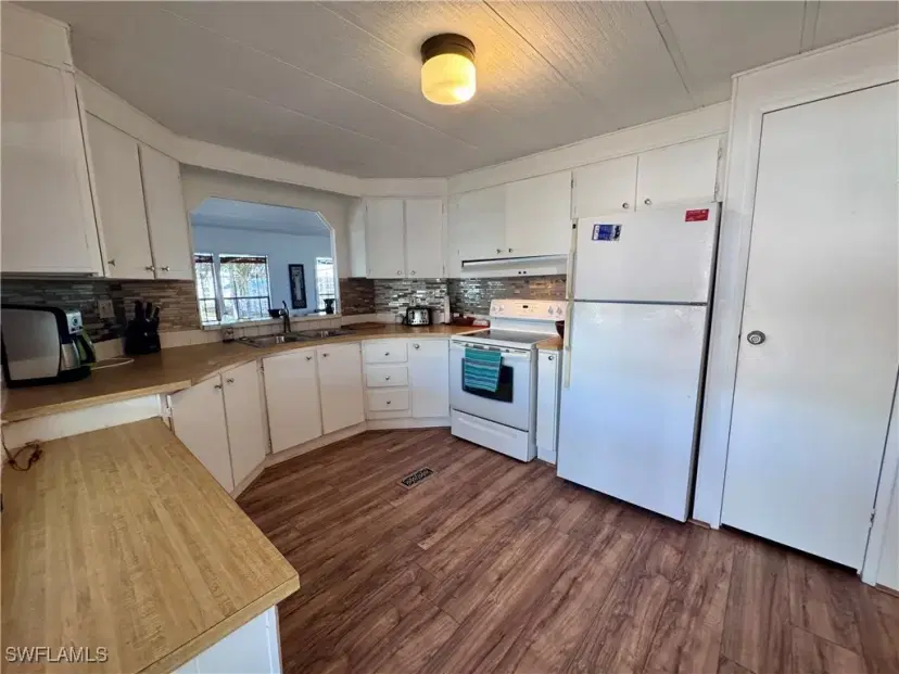 Picture of 16027 Tangelo Way, North Fort Myers FL 33903