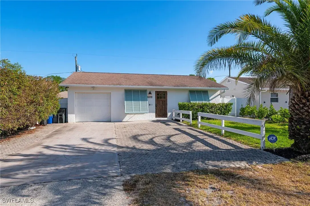 Picture of 11599 Chapman Ave, Bonita Springs, FL 34135