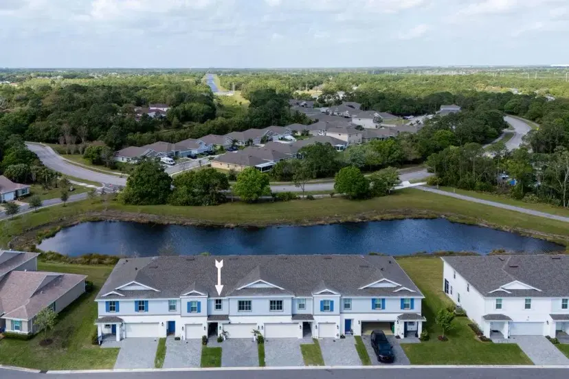 Picture of 668 NE Waters Edge Lane, Port St Lucie FL 34983