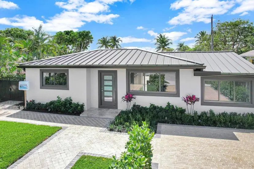 Picture of 372 Forest Hill Boulevard, West Palm Beach FL 33405