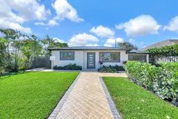 Picture of 372 Forest Hill Boulevard, West Palm Beach, FL 33405