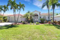Picture of 984 Chesapeake Bay Ct, Naples, FL 34120