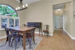Picture of 984 Chesapeake Bay Ct, Naples, FL 34120
