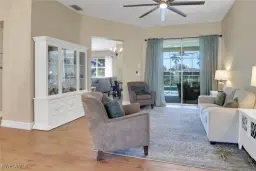 Picture of 984 Chesapeake Bay Ct, Naples, FL 34120