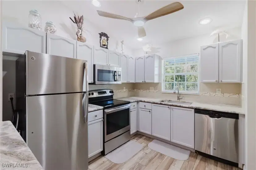 Picture of 28280 Pine Haven Way 95, Bonita Springs FL 34135