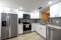 Picture of 4012 SE 19Th Ave 103, Cape Coral, FL 33904