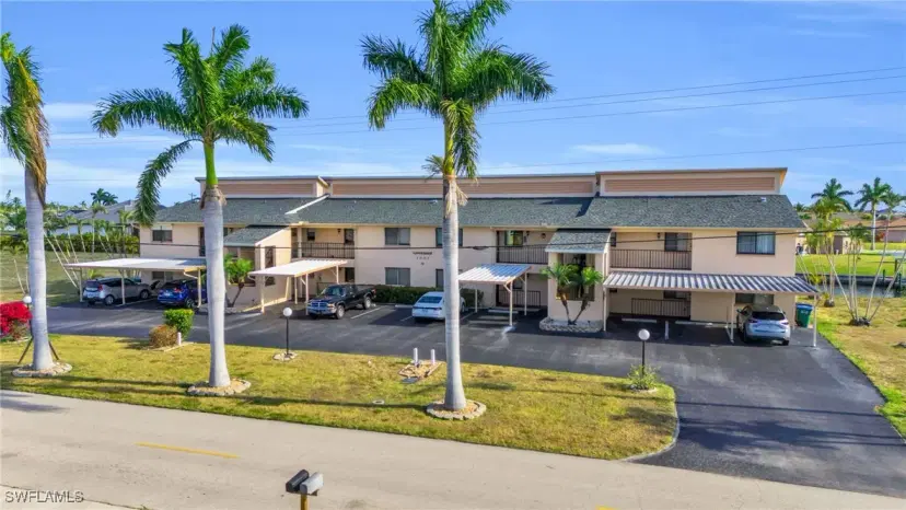 Picture of 1003 SW 47Th Ter 104, Cape Coral FL 33914
