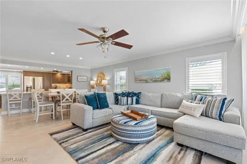 Picture of 880 Huron Ct 105, Marco Island FL 34145